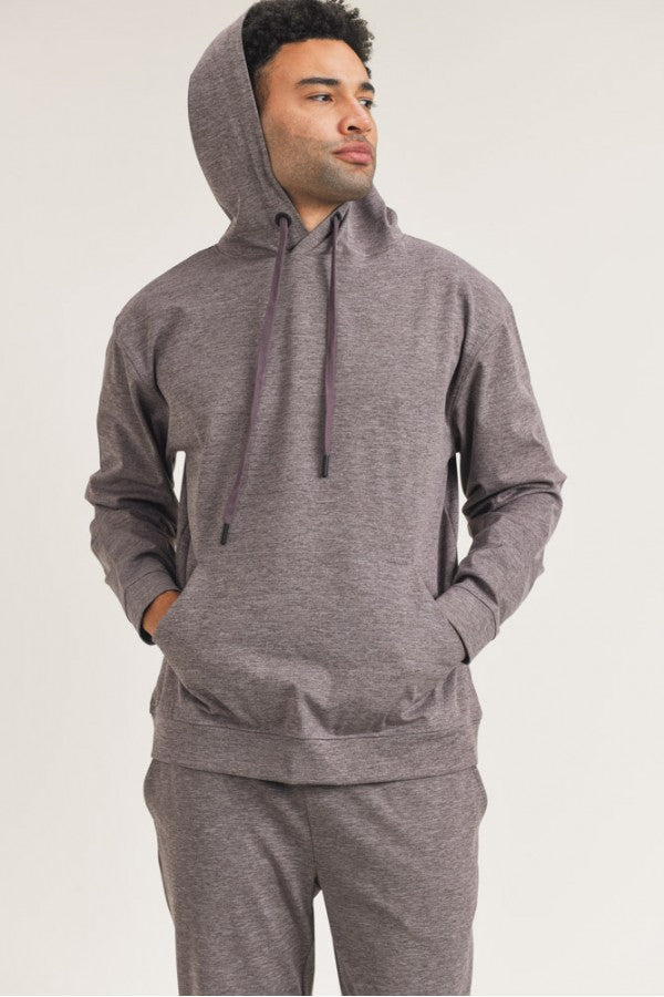 Essential Hoodie Pullover